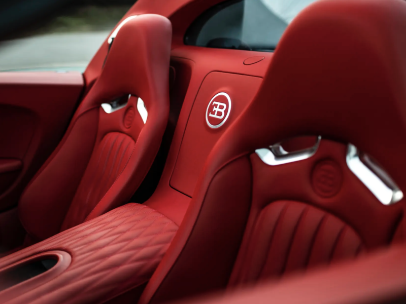 Купить Bugatti Veyron SUPER SPORT бензин 2015 id-1008302 в Киеве, Фото №[delta]