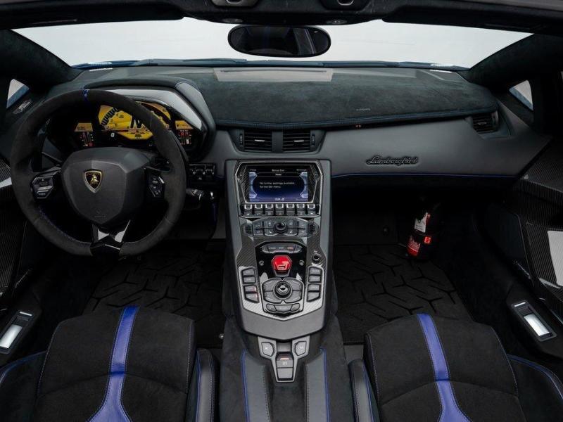 Купить Lamborghini Aventador SV бензин 2016 id-1008311 в Киеве, Фото №[delta]