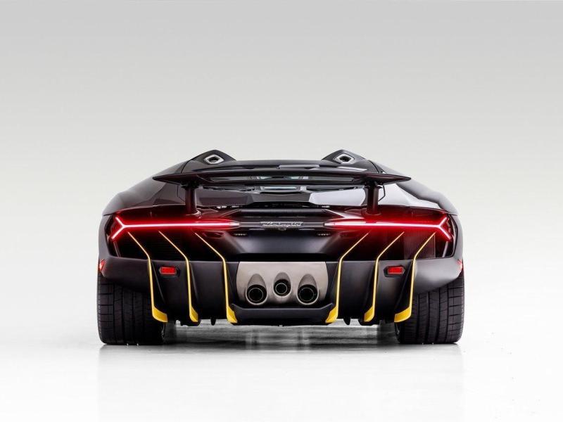 Купить Lamborghini Centenario бензин 2017 id-1008312 в Киеве, Фото №[delta]