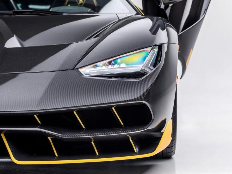 Купить Lamborghini Centenario бензин 2017 id-1008312 в Киеве, Фото №[delta]