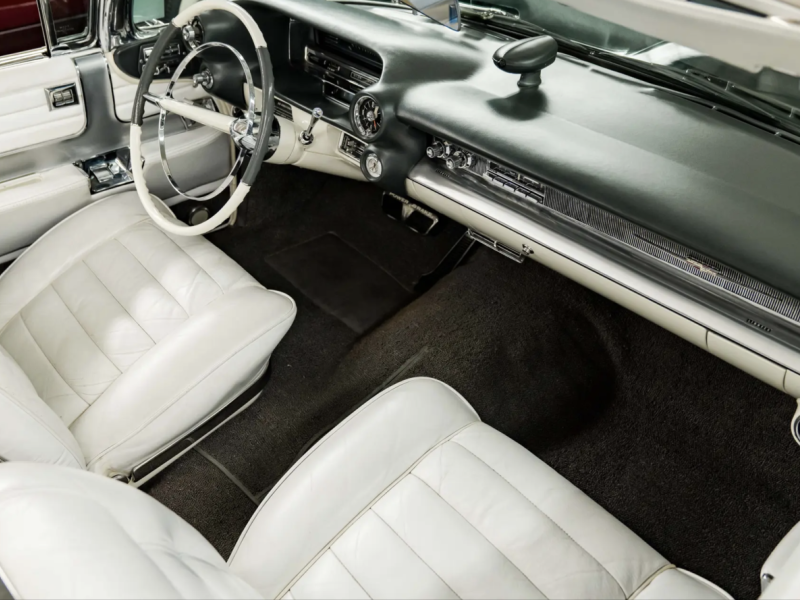 Купить Cadillac Eldorado Biarritz бензин 1958 id-1008316 в Киеве, Фото №[delta]