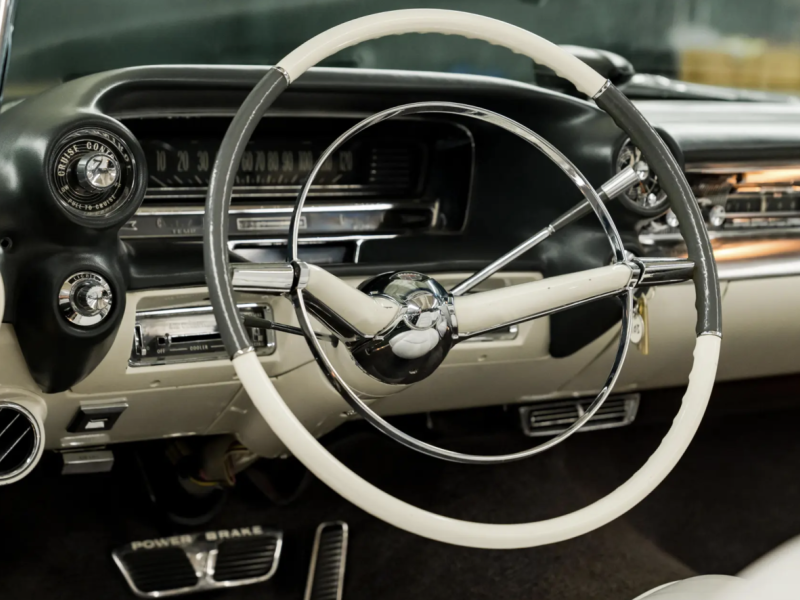 Купить Cadillac Eldorado Biarritz бензин 1958 id-1008316 в Киеве, Фото №[delta]