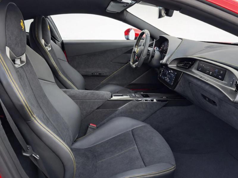 Купить Ferrari Amalfi бензин 2026 id-1008324 в Киеве, Фото №[delta]