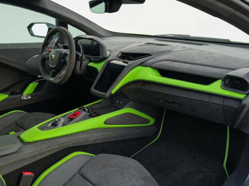 Купить Lamborghini Temerario гибрид 2026 id-1008329 в Киеве, Фото №[delta]