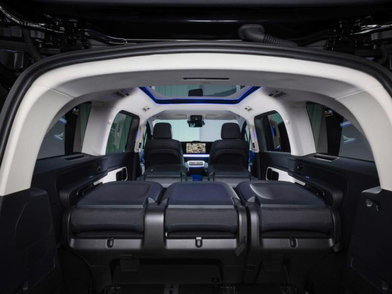 Купить Mercedes-Benz VLE 300 электро 2026 id-1008361 в Киеве, Фото №[delta]