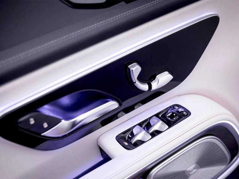 Купить Mercedes-Benz VLE 250 электро 2026 id-1008360 в Киеве, Фото №[delta]