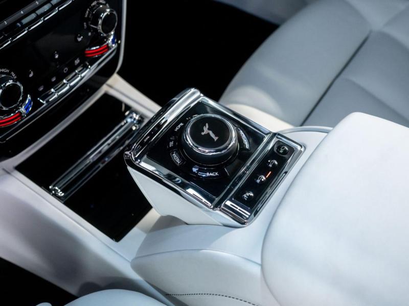 Купить Rolls-Royce Phantom Centenary 100th Edition бензин 2026 id-1008402 в Киеве, Фото №[delta]