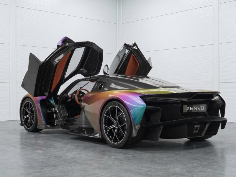 Купить Zenvo Aurora Tur гибрид 2026 id-1008416 в Киеве, Фото №[delta]