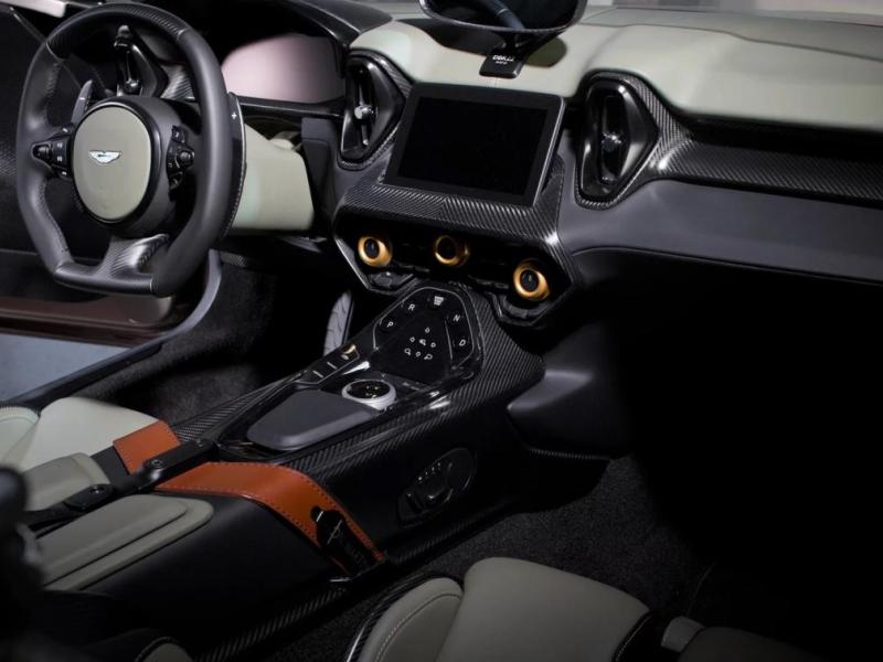 Купить Aston-Martin DBR 22 бензин 2026 id-1008419 в Киеве, Фото №[delta]