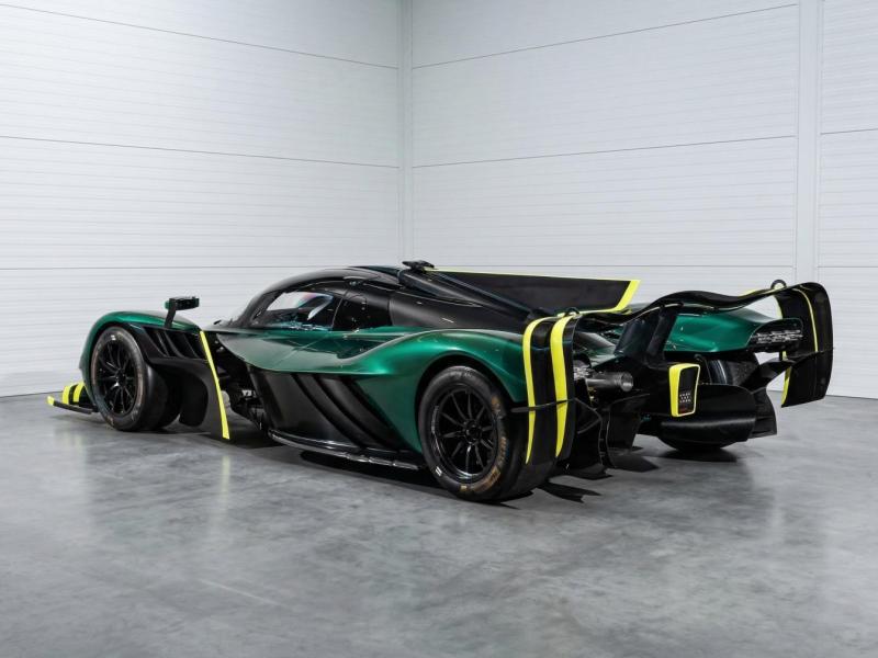 Купить Aston-Martin Valkyrie AMR Pro бензин 2026 id-1008423 в Киеве, Фото №[delta]