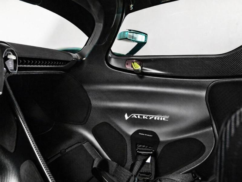 Купить Aston-Martin Valkyrie AMR Pro бензин 2026 id-1008423 в Киеве, Фото №[delta]