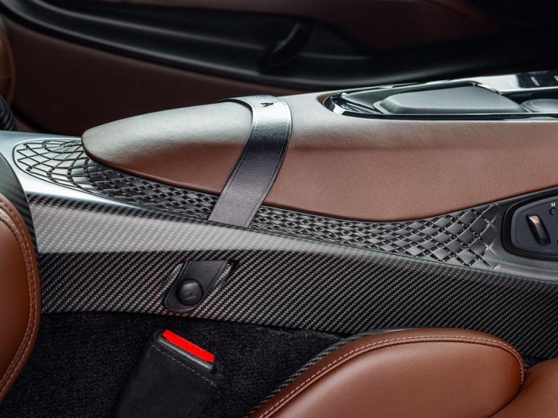 Купить Aston-Martin DBS GT Zagato бензин 2026 id-1008432 в Киеве, Фото №[delta]