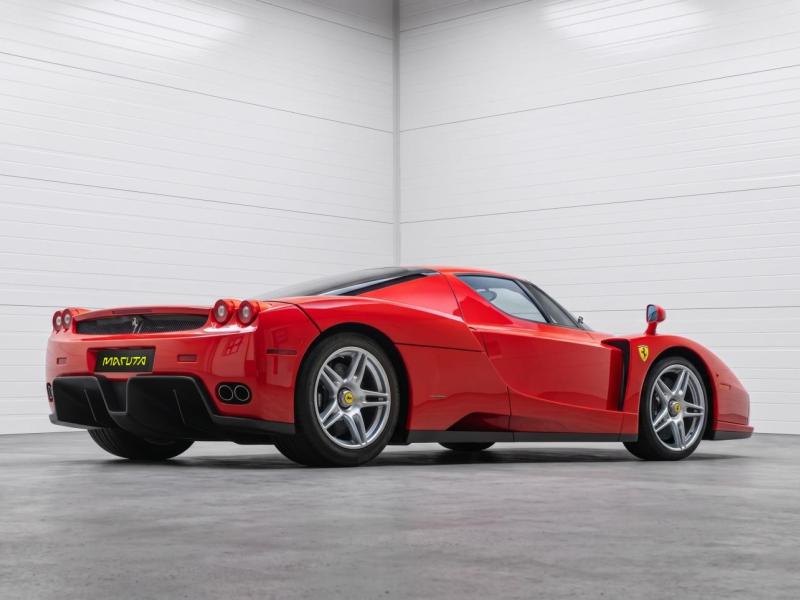 Купить Ferrari Enzo Ferrari бензин 2015 id-1008493 в Киеве, Фото №[delta]