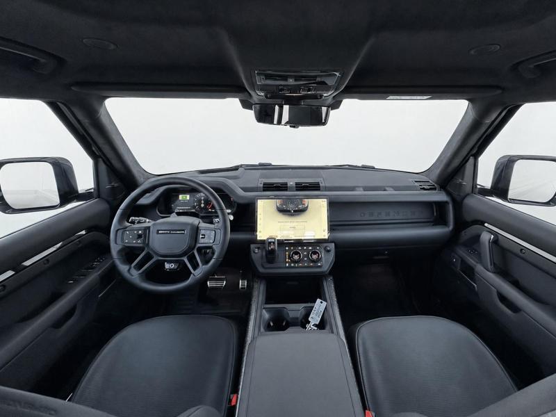 Купить Land-Rover Defender Octa бензин 2026 id-1008501 в Киеве, Фото №[delta]