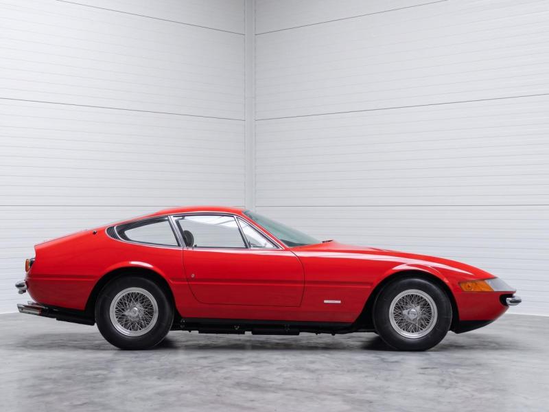 Купить Ferrari 365 GTB/4 Daytona Berlinetta by Scaglietti бензин 1970 id-1008561 в Киеве, Фото №[delta]
