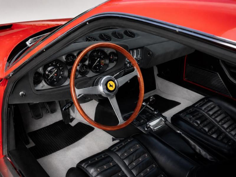 Купить Ferrari 365 GTB/4 Daytona Berlinetta by Scaglietti бензин 1970 id-1008561 в Киеве, Фото №[delta]
