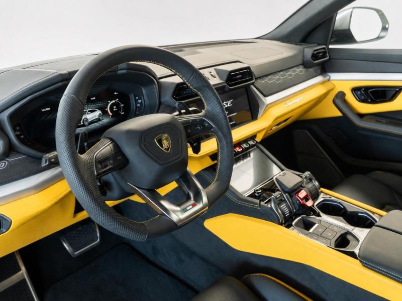 Купить Lamborghini Urus SE гибрид 2026 id-1008596 в Киеве, Фото №[delta]