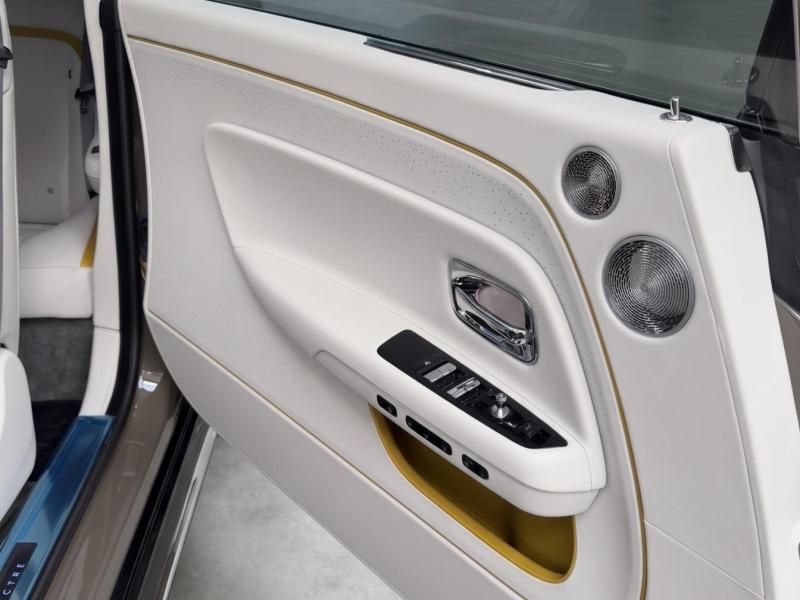 Купить Rolls-Royce Spectre электро 2026 id-1008602 в Киеве, Фото №[delta]