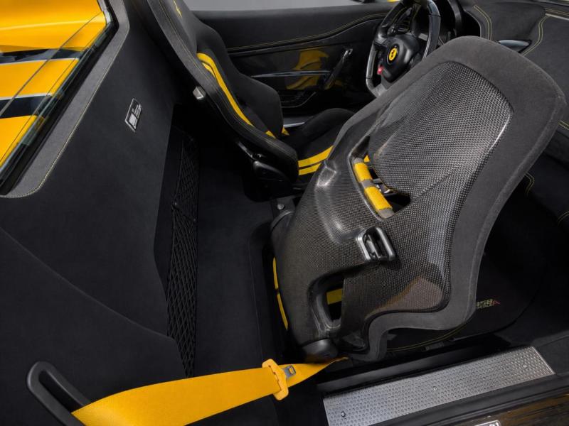 Купить Ferrari 458 Speciale бензин 2015 id-1008618 в Киеве, Фото №[delta]