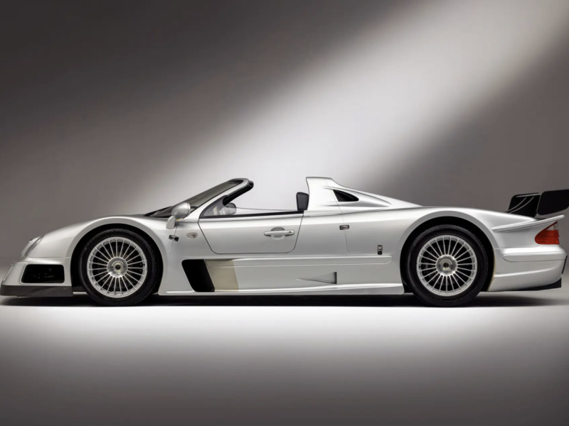 Купить Mercedes-Benz CLK GTR Roadster бензин 2002 id-1008617 в Киеве, Фото №[delta]