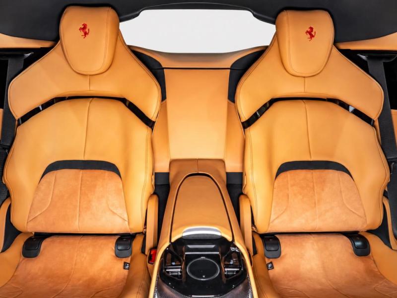 Купить Ferrari Purosangue бензин 2026 id-1008634 в Киеве, Фото №[delta]