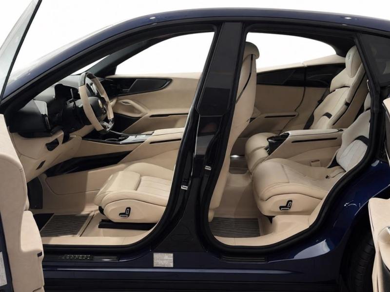 Купить Ferrari Purosangue бензин 2026 id-1008717 в Киеве, Фото №[delta]