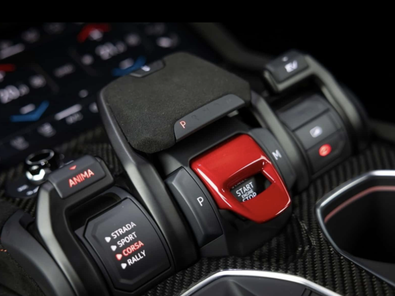 Купить Lamborghini Urus SE Performante гибрид 2026 id-1008750 в Киеве, Фото №[delta]