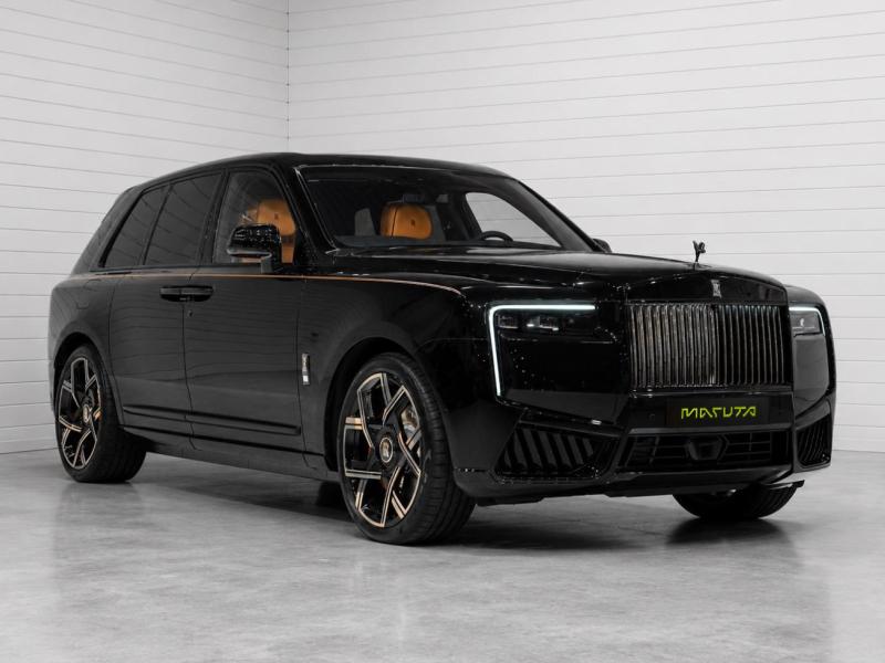 Купить Rolls-Royce Cullinan Black Badge Series II бензин 2026 id-1008763 в Киеве, Фото №[delta]