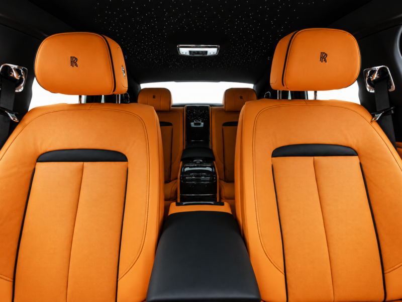 Купить Rolls-Royce Ghost Black Badge бензин 2026 id-1008767 в Киеве, Фото №[delta]