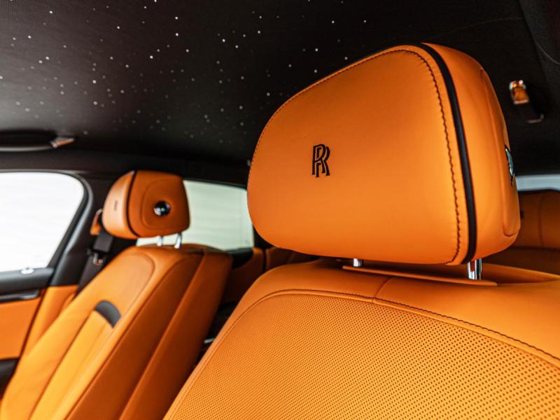 Купить Rolls-Royce Ghost Black Badge бензин 2026 id-1008767 в Киеве, Фото №[delta]