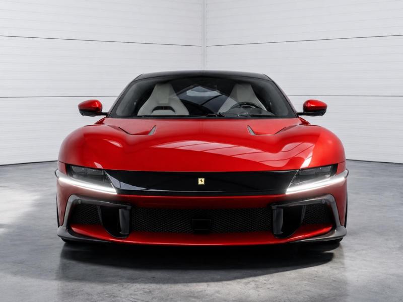 Купить Ferrari 12Cilindri Manuale бензин 2026 id-1008779 в Киеве, Фото №[delta]