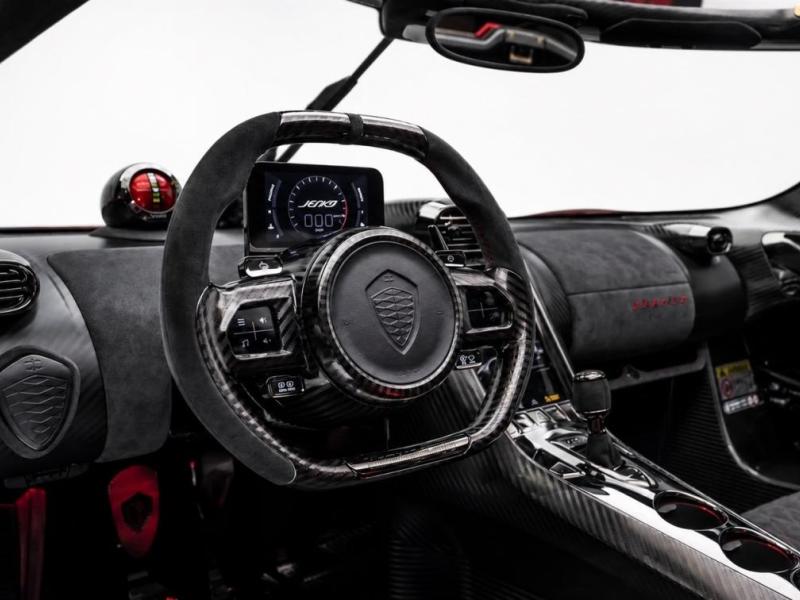 Купить Koenigsegg Jesko Absolut бензин 2026 id-1008882 в Киеве, Фото №[delta]