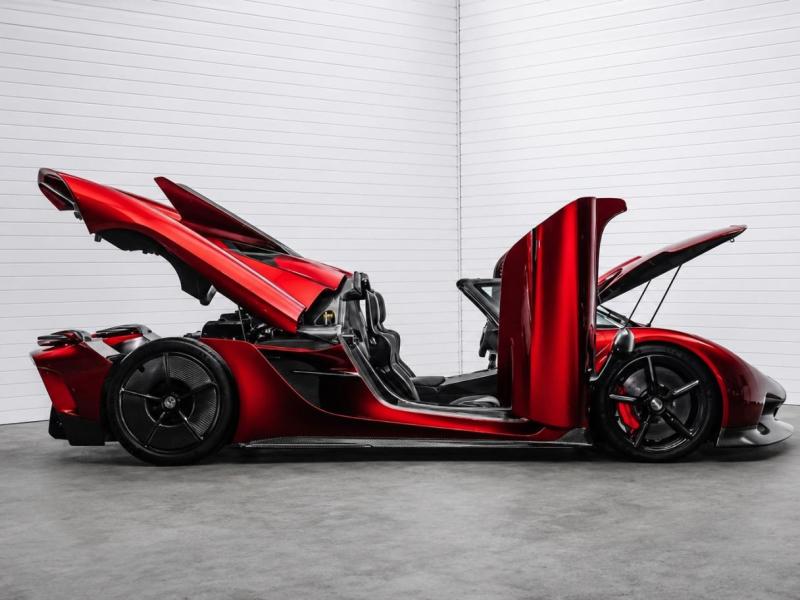Купить Koenigsegg Jesko Absolut бензин 2026 id-1008882 в Киеве, Фото №[delta]