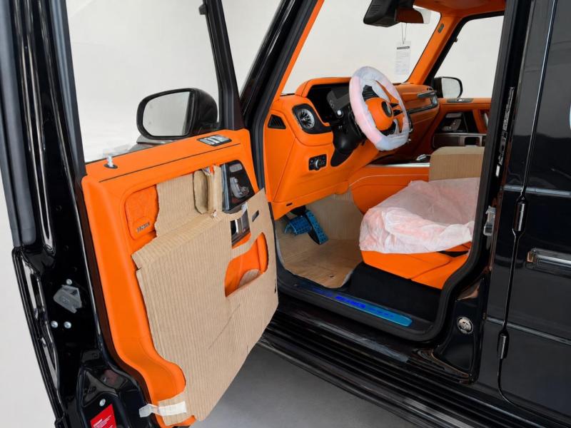 Купить Mercedes-Benz G 800 Brabus бензин 2026 id-1008891 в Киеве, Фото №[delta]