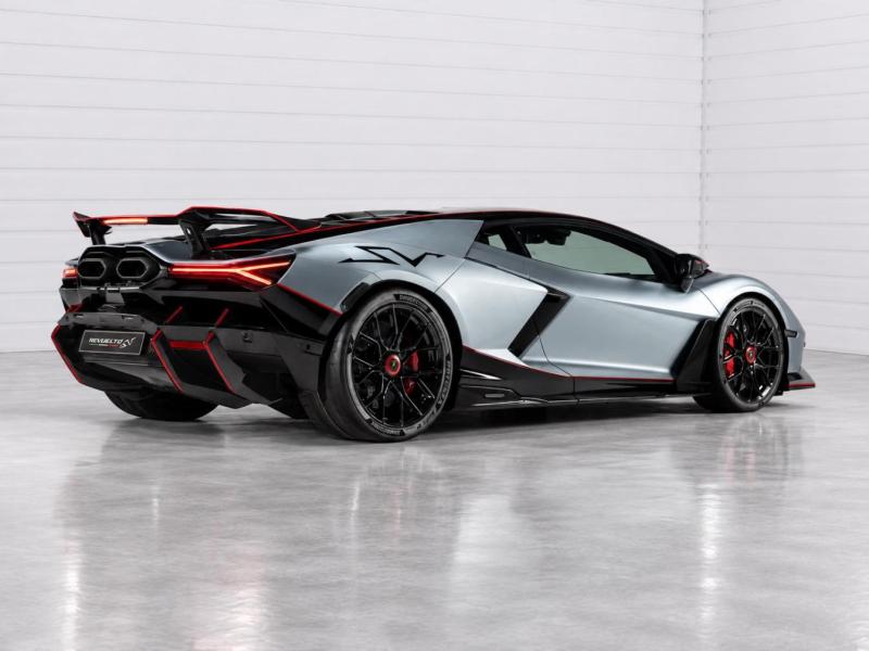 Купить Lamborghini Revuelto SV гибрид 2026 id-1009005 в Киеве, Фото №[delta]