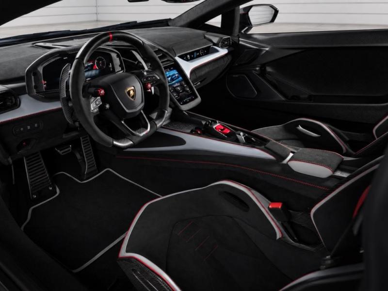 Купить Lamborghini Revuelto SV гибрид 2026 id-1009005 в Киеве, Фото №[delta]