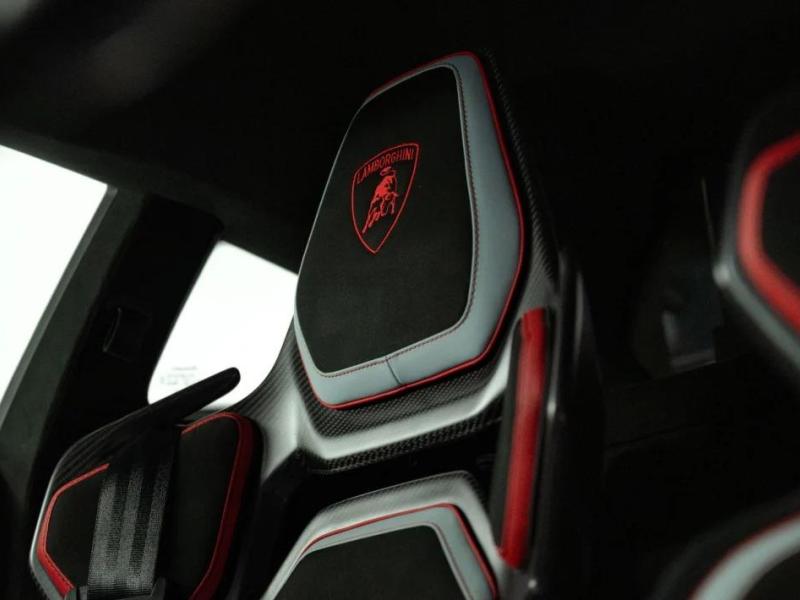 Купить Lamborghini Revuelto SV гибрид 2026 id-1009005 в Киеве, Фото №[delta]