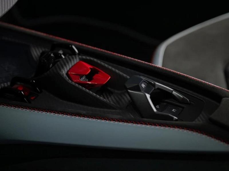 Купить Lamborghini Revuelto SV гибрид 2026 id-1009005 в Киеве, Фото №[delta]
