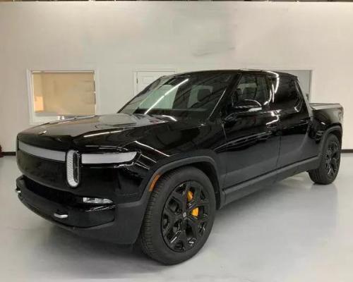 Rivian R1T Launch Edition бензин 2025 id-1006397