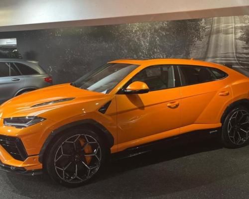 Lamborghini Urus бензин 2025 id-1006845