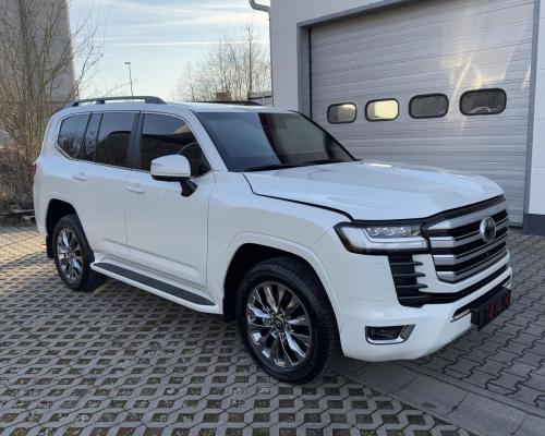 Toyota Land Cruiser 300 Guard Inkas B6+ дизель 2025 id-1007727