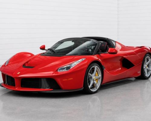 Ferrari La Ferrari Aperta бензин 2017 id-1008303